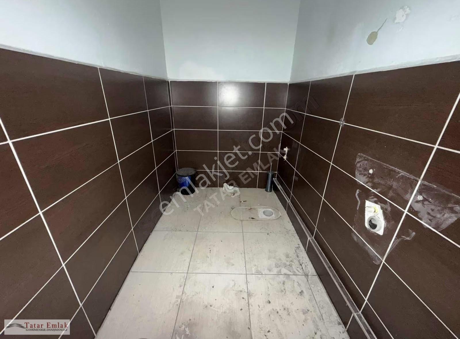 Yenibosna Giriş Depolu Asansörlü 700 M2 İskanlı Kiralık Dükkan - Görsel 22