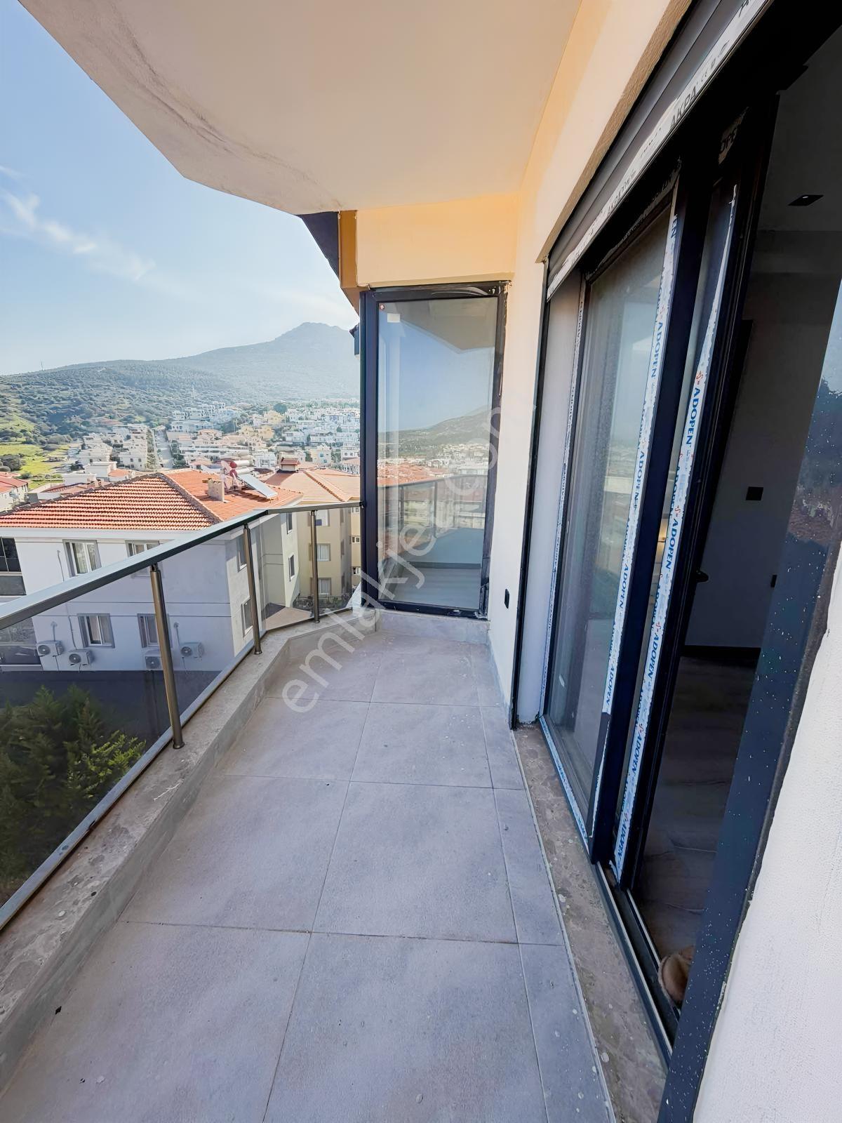 Deniz Manzarası & Merkezi Konumlu Satılık Ultra Lüks Villa - Görsel 13