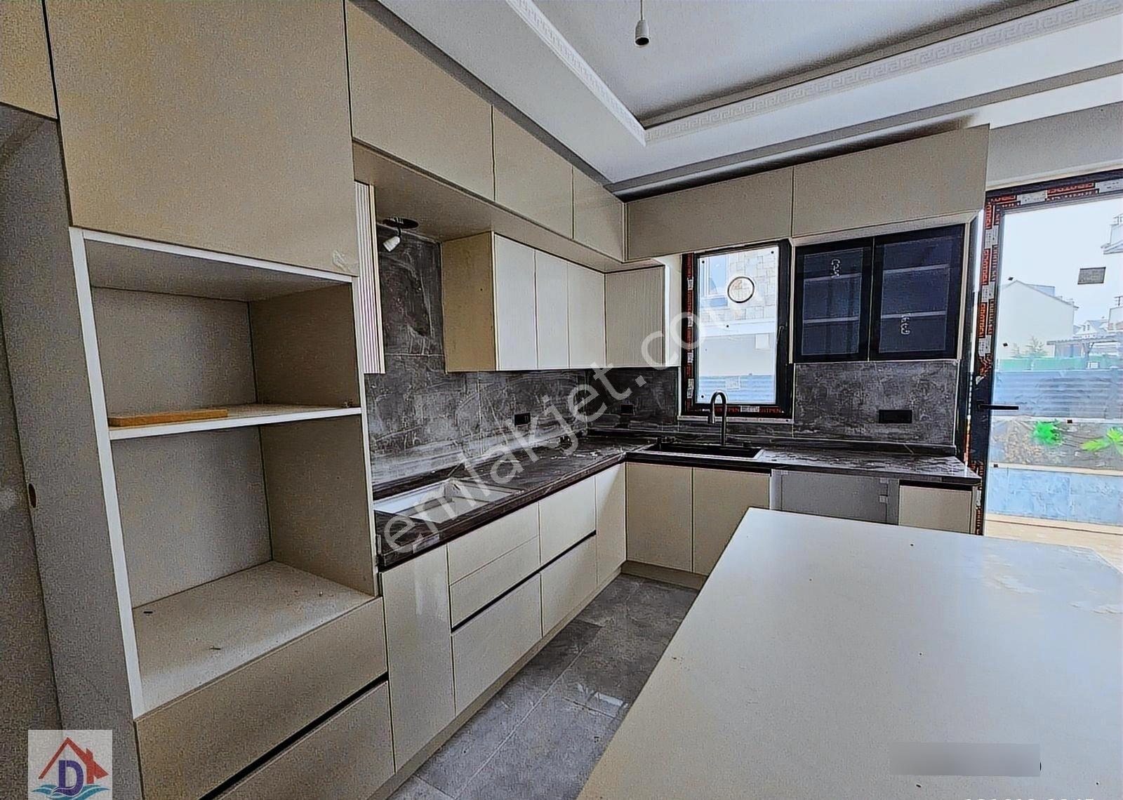 Deniz'den 4+1 Müstakil Havuzlu , Denize Yürüme Mesafesinde Villa - Görsel 5
