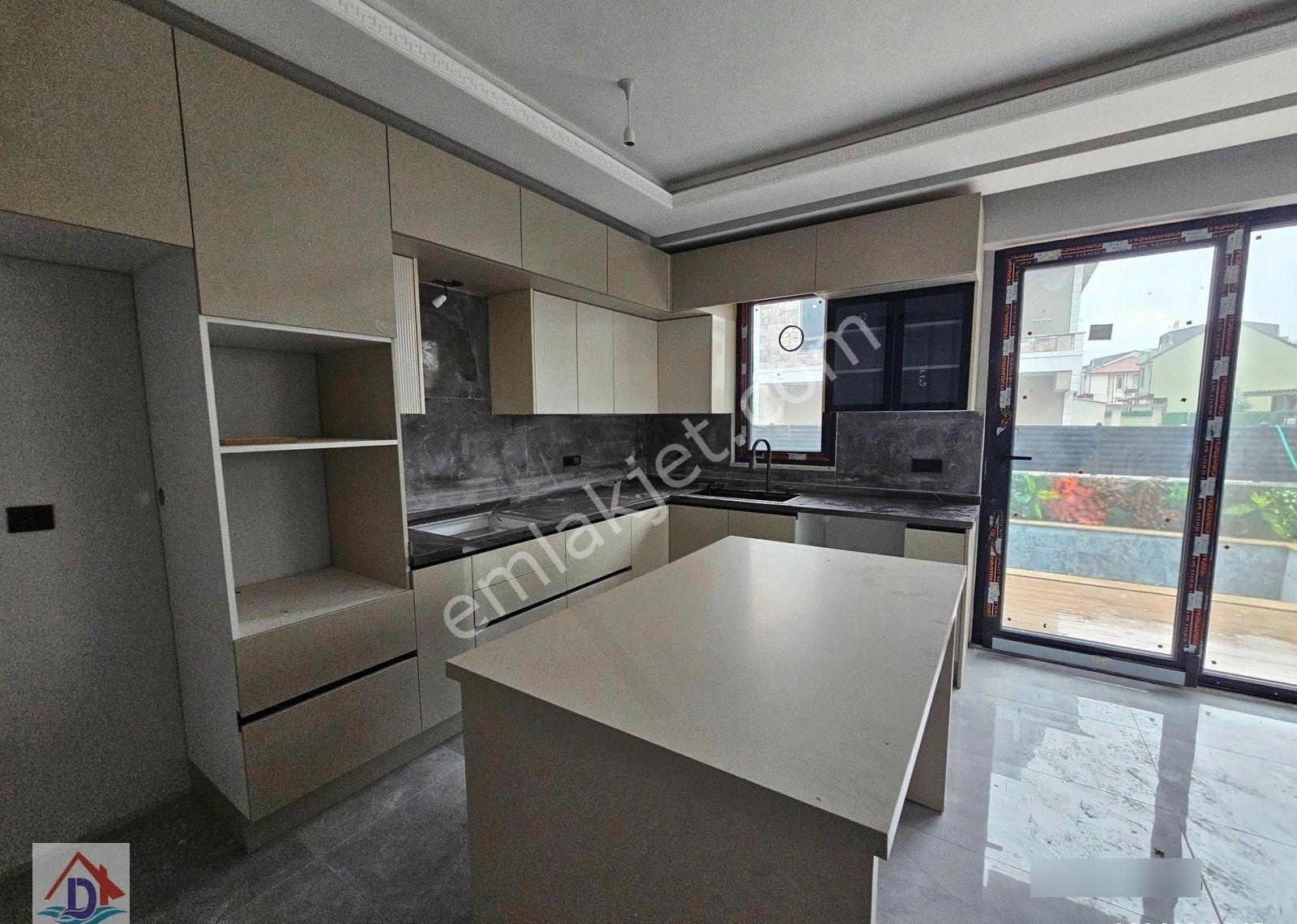Deniz'den 4+1 Müstakil Havuzlu , Denize Yürüme Mesafesinde Villa - Görsel 15