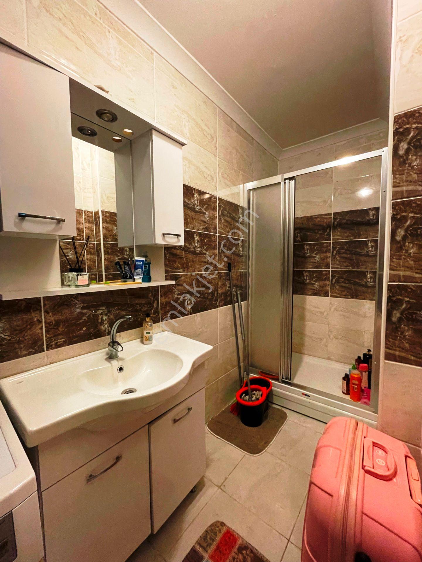 Bulgurlu Metroya 300 Metre Full Eşyalı 6 Yıllık 75m2 Kiralık 2+1 - Görsel 29
