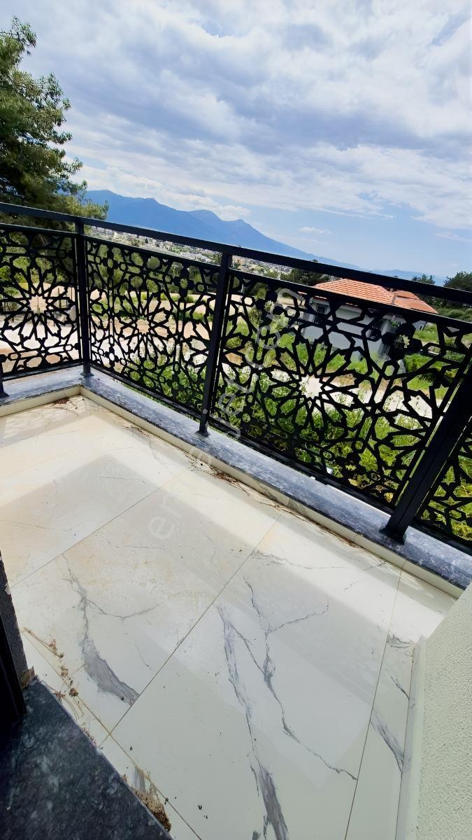 Acill Kuşadası Soğucakta 2+1 Villa Mustakil Ful Deniz Manzarlı - Görsel 12