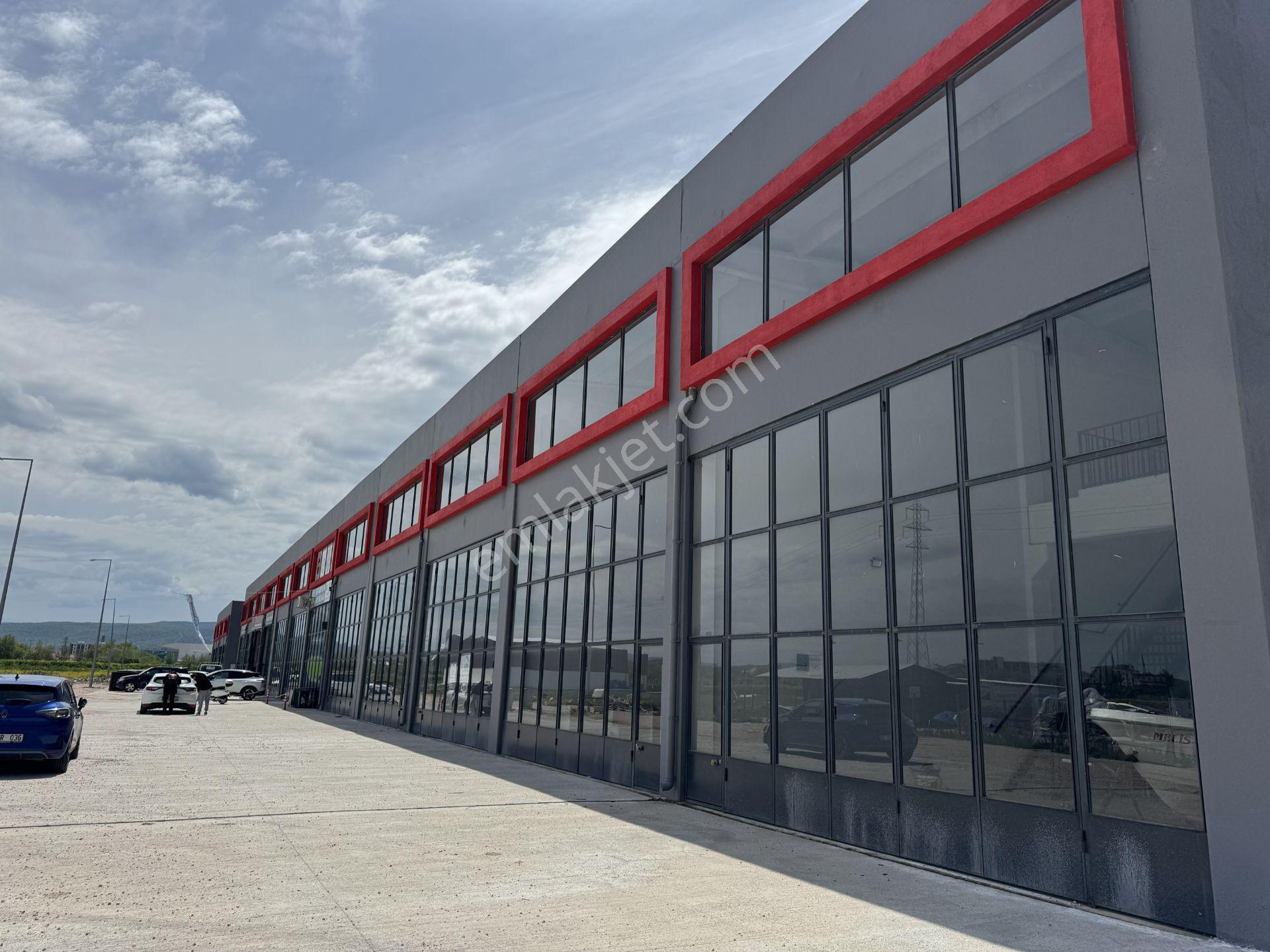 Biga Sanayi Sitesinde 170 M² Kapalı Alanlı Ve Geniş Ön Kullanım Alanlı (75m2) Dükkan - Görsel 18
