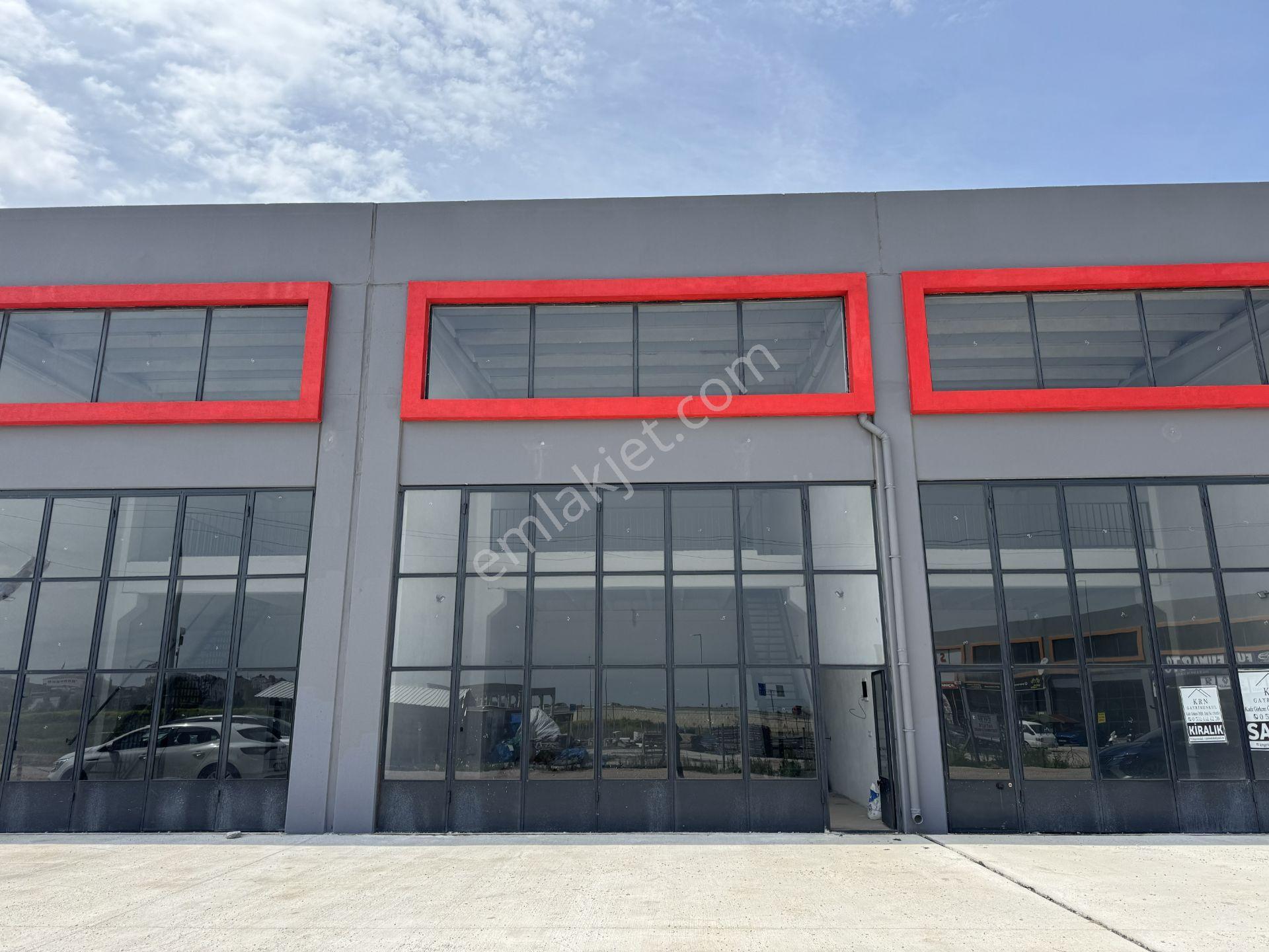 Biga Sanayi Sitesinde 170 M² Kapalı Alanlı Ve Geniş Ön Kullanım Alanlı (75m2) Dükkan - Görsel 10