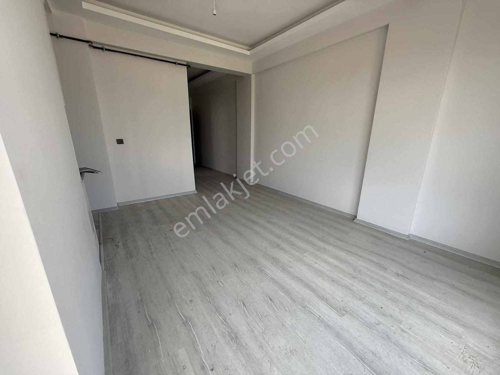 Yağmur Emlak'tan Tekkeköyde Kiralık 1+1 Sıfır Daire - Görsel 6