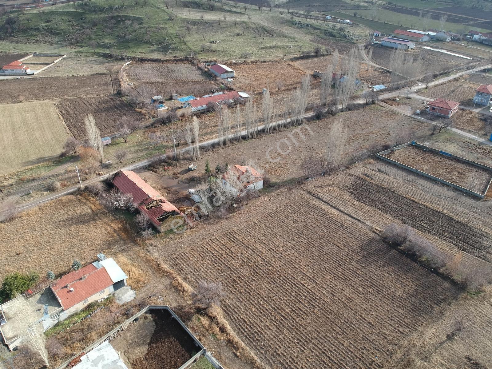 İlbey // Şuhut Zafer Mahallesinde 572+498+551 M² Arsa - Görsel 14