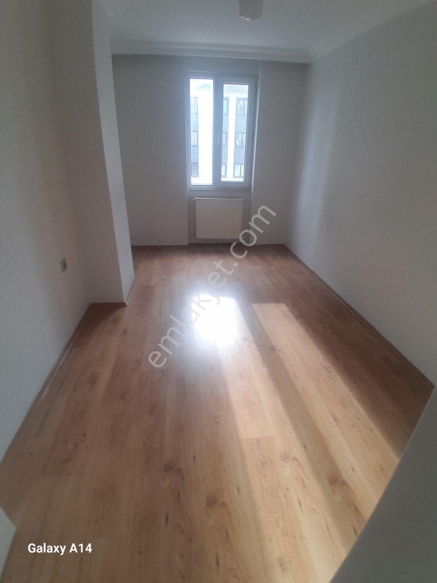 Eyüp Yeşilpınar Özlem Çarşisinda 2+1 Satılık Daire - Görsel 7