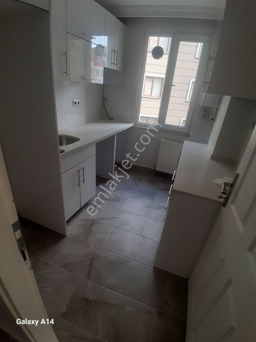 Eyüp Yeşilpınar Özlem Çarşisinda 2+1 Satılık Daire - Görsel 27