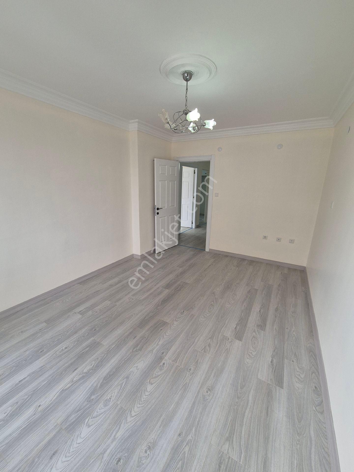 Yurt Mah. 4+1 Kapalı Mutfak İçi Yapılı Cam Balkonlu Site İçi Satılık Daire - Görsel 14