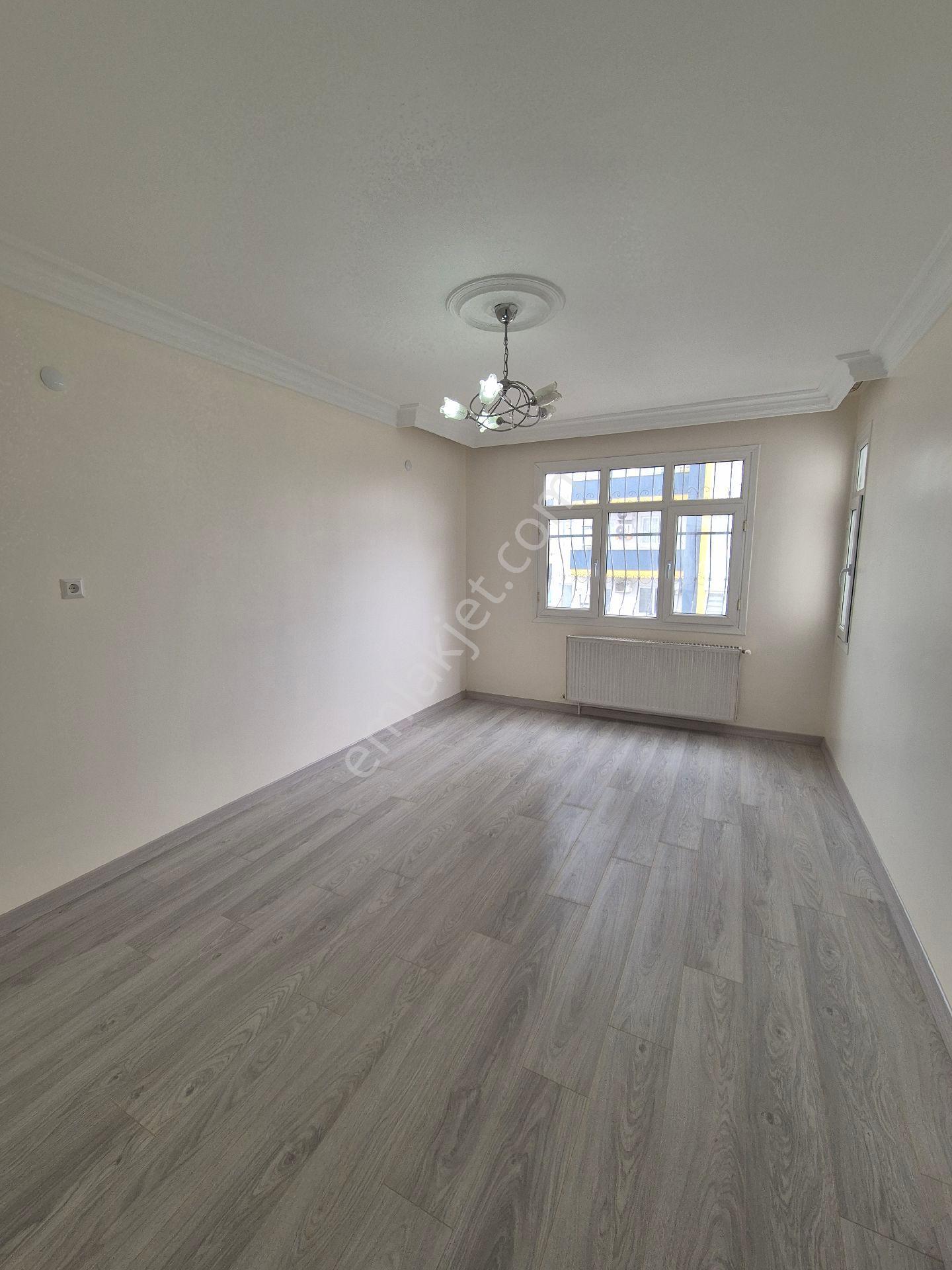 Yurt Mah. 4+1 Kapalı Mutfak İçi Yapılı Cam Balkonlu Site İçi Satılık Daire - Görsel 13