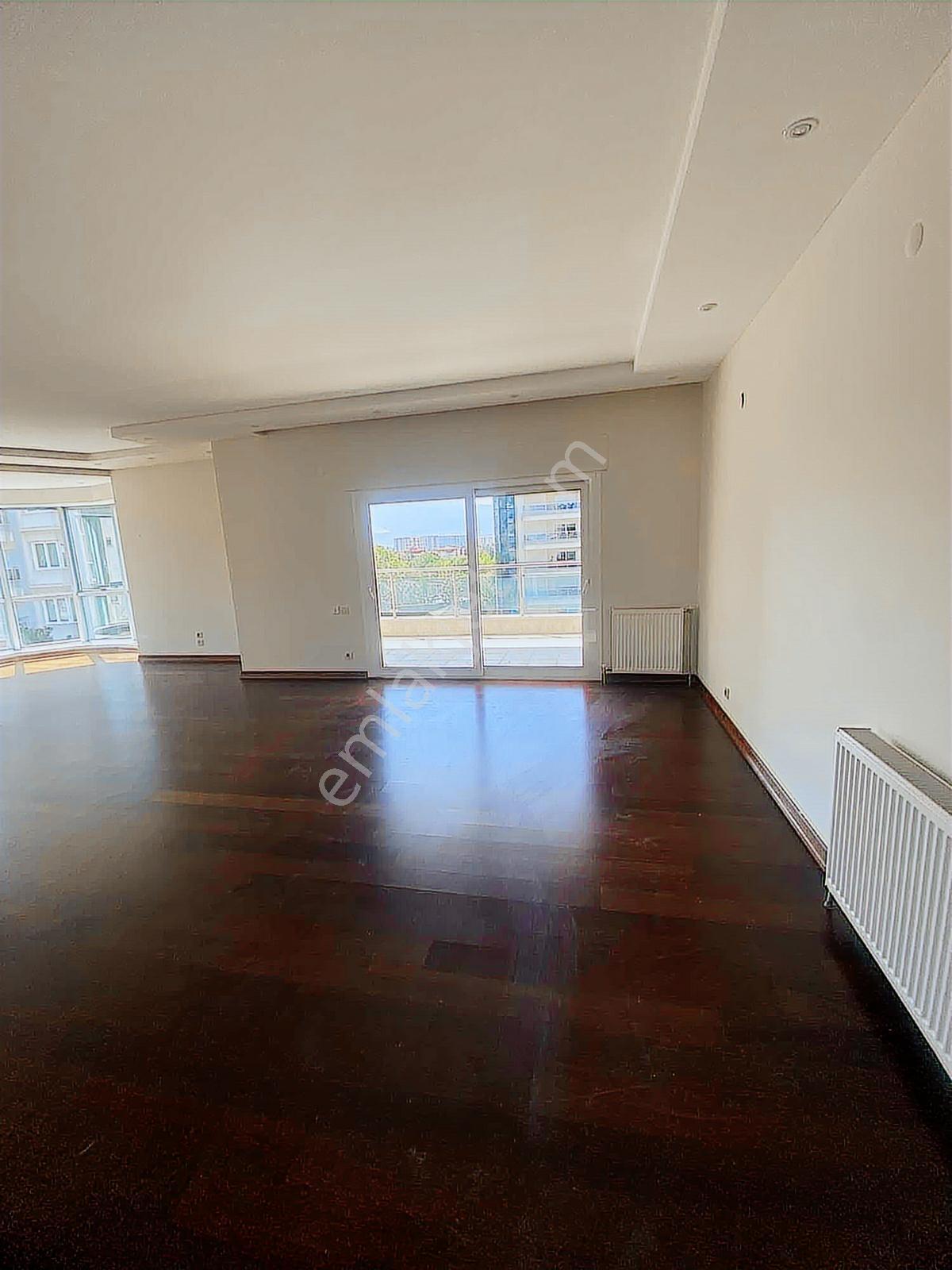 Naki Residence'de Kiralık 250 M2 Süper Lüks Daire - Görsel 33