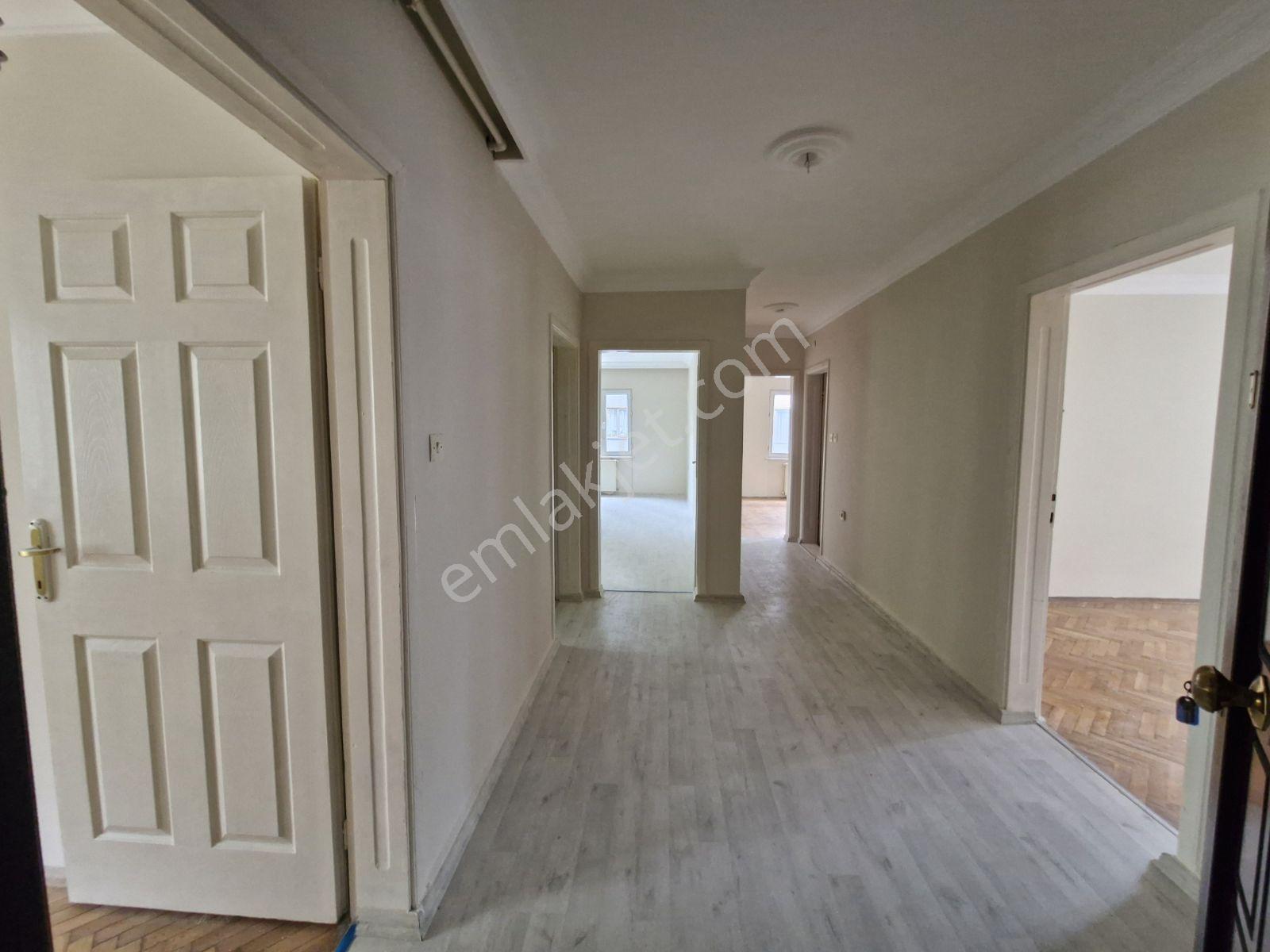Nilüfer Konak Mah. Beşevler Cad. Yanında Kiralık 3+1 Daire - Görsel 21