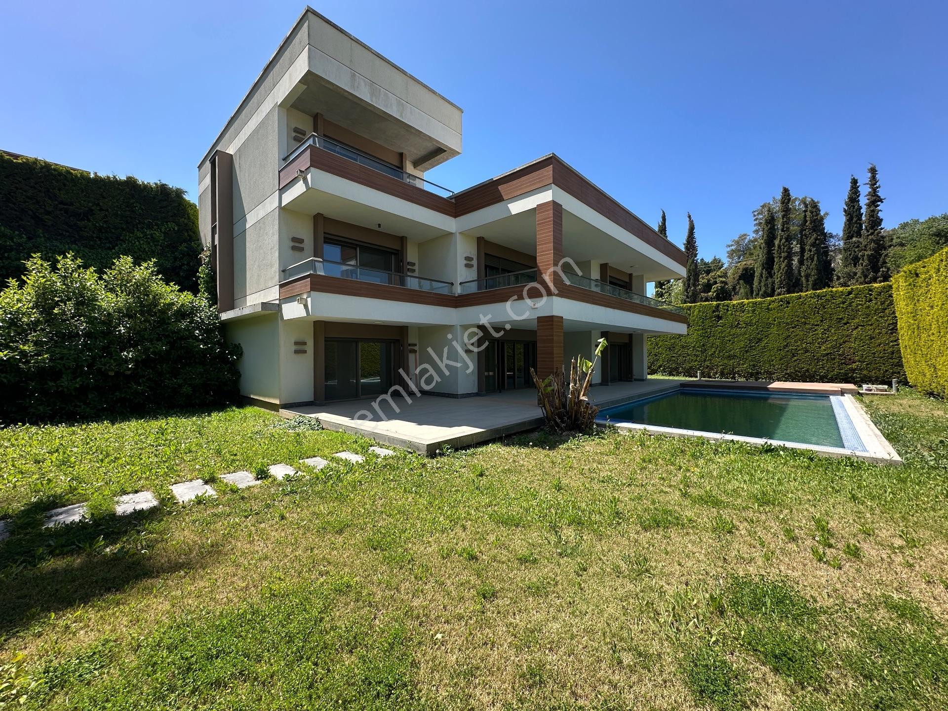 Urla Yenice Kekliktepe Bryela Sitesinde Satılık Müstakil Villa - Görsel 9