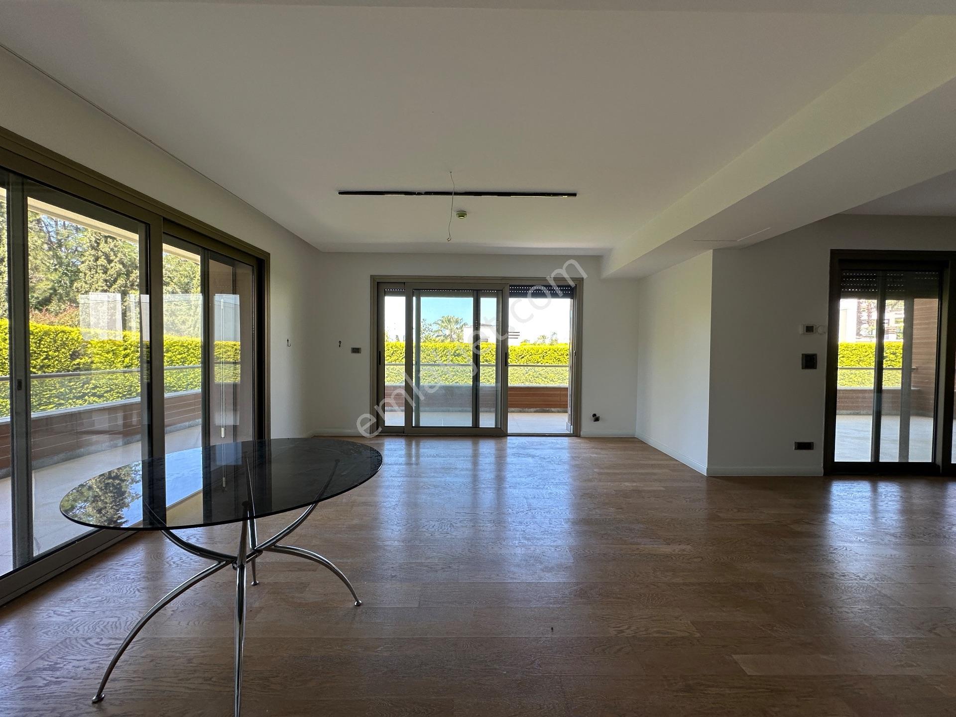 Urla Yenice Kekliktepe Bryela Sitesinde Satılık Müstakil Villa - Görsel 17
