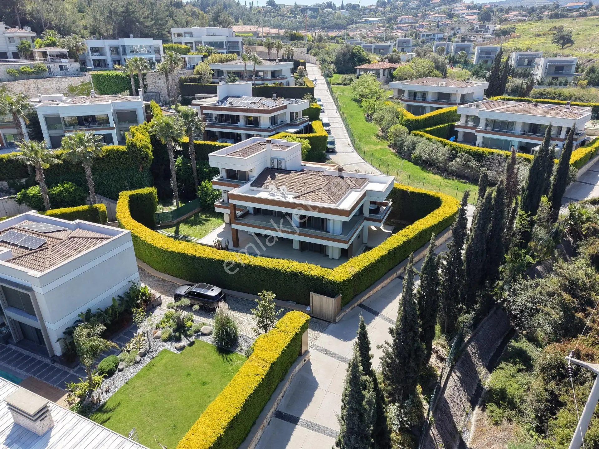 Urla Yenice Kekliktepe Bryela Sitesinde Satılık Müstakil Villa - Görsel 3