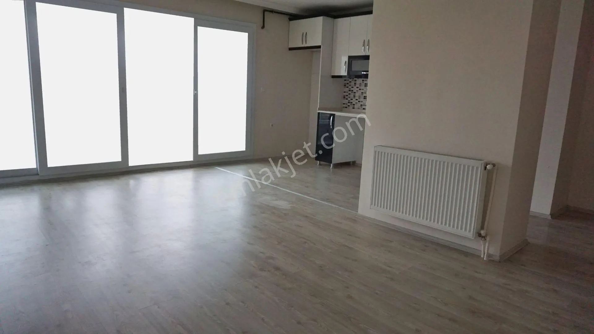 Esentepede Kiralık 2+1 Doğalgaz Kombili+asansörlü Çiğli Serkan - Görsel 4