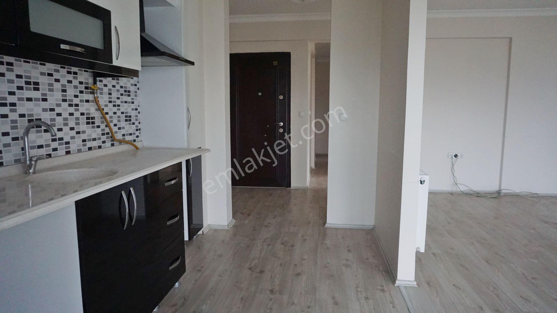 Esentepede Kiralık 2+1 Doğalgaz Kombili+asansörlü Çiğli Serkan - Görsel 7