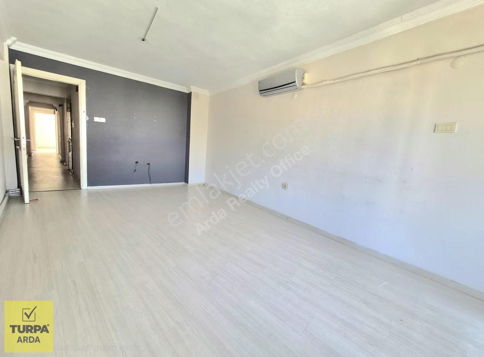 Zübeyde Hanım Caddesi Adliye Arkası Önü Açık D.gazlı 2+1 95 M2 - Görsel 13
