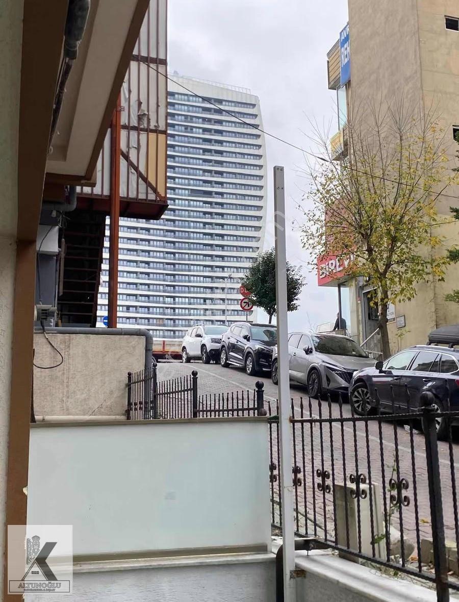 Altunoğlu"dan Caddeye Parelel Yeni Binada 60m2 Kiralık Dükkan - Görsel 16