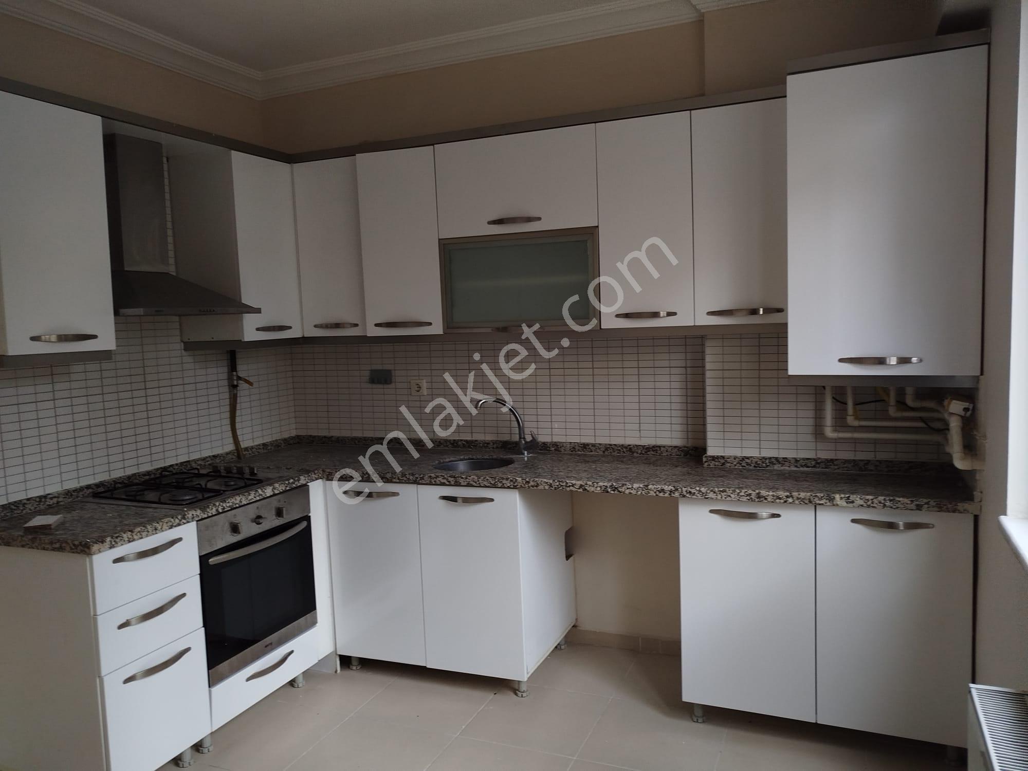 Adalet Gold Group Emlaktan Uygun Fiyata Bahçelievler Mahallesinde 2+1 Kiralık Daire