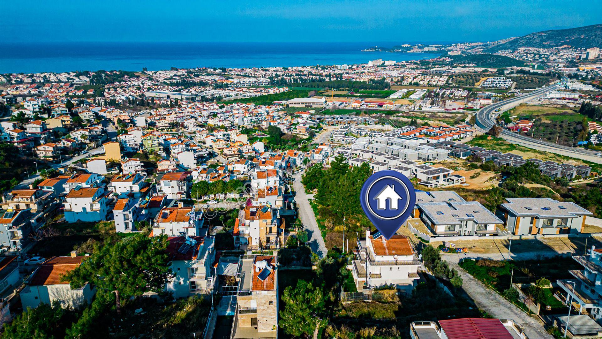 Kuşadası'nda Deniz Manzaralı 7+2 Müstakil Villa - Görsel 33