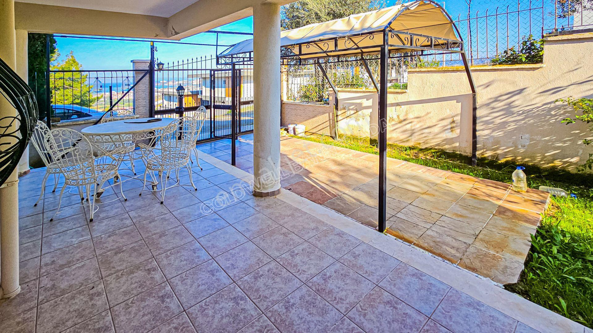 Kuşadası'nda Deniz Manzaralı 7+2 Müstakil Villa - Görsel 3