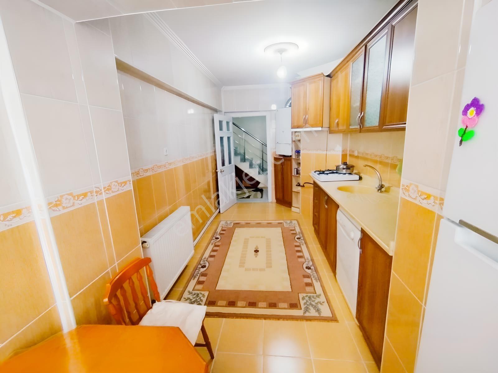 Şimşek Emlak'tan Gataya Yakın 180 M2 Kapalı Teras 5+1 Dubleks - Görsel 3