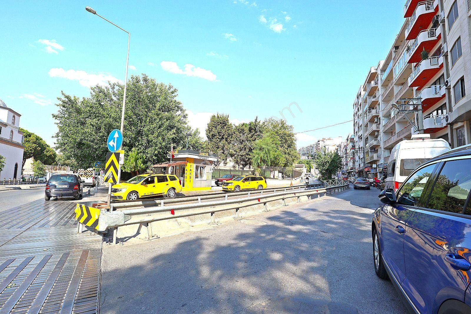 Simge'den Mithatpaşa Caddesine 10 Adım Full Yapılı İşyeri - Görsel 14