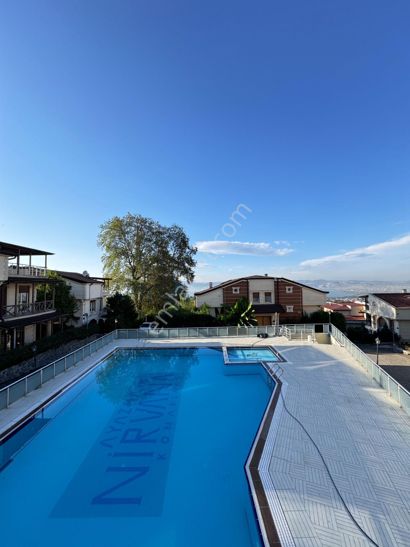 Başiskele Nirvana Konaklarında Satılık 4+2 Villa - Görsel 33