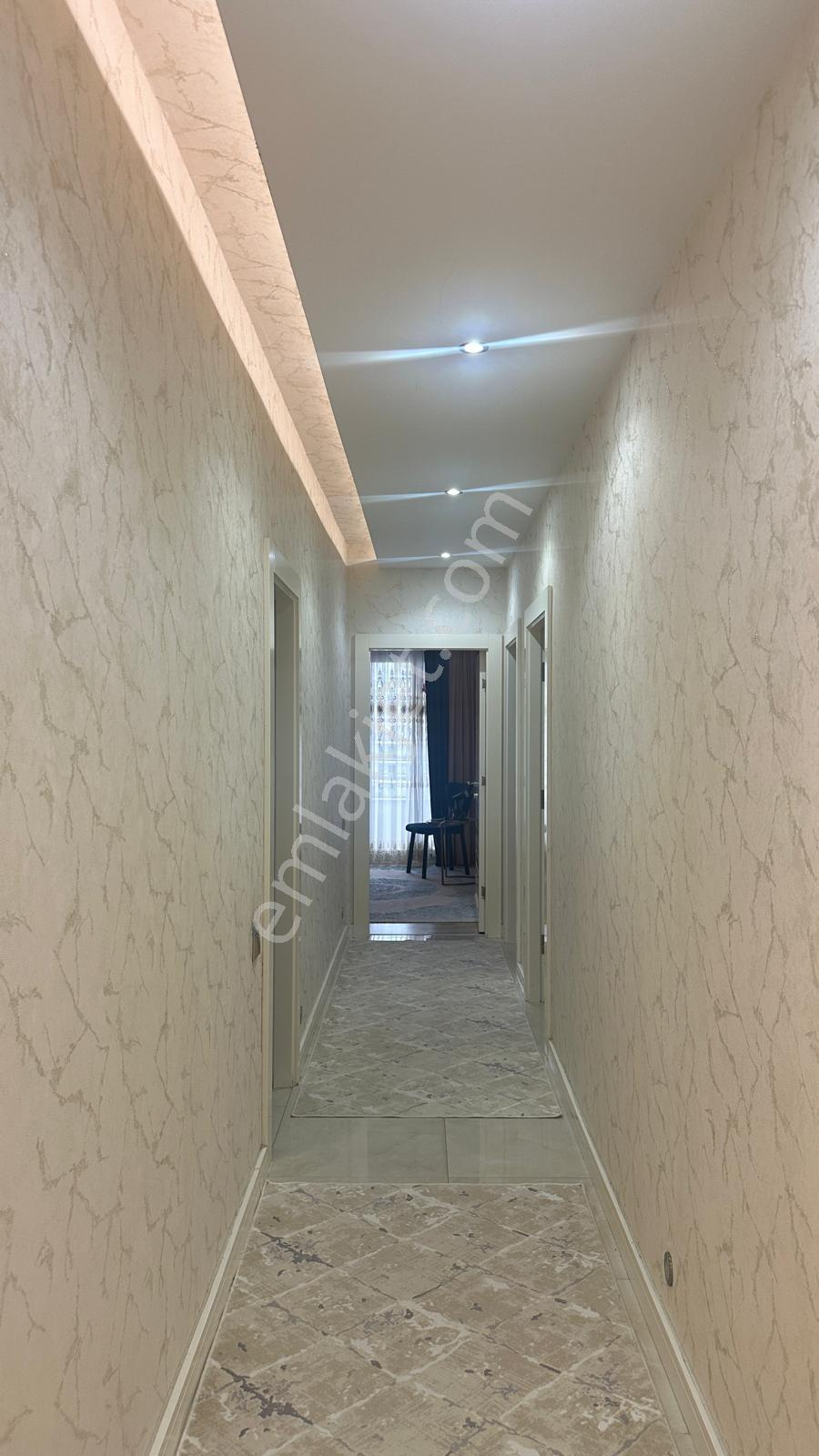 Mezitli'de Satılık 4+1 Lüks Daire, 200m², Havuzlu Site - Görsel 13