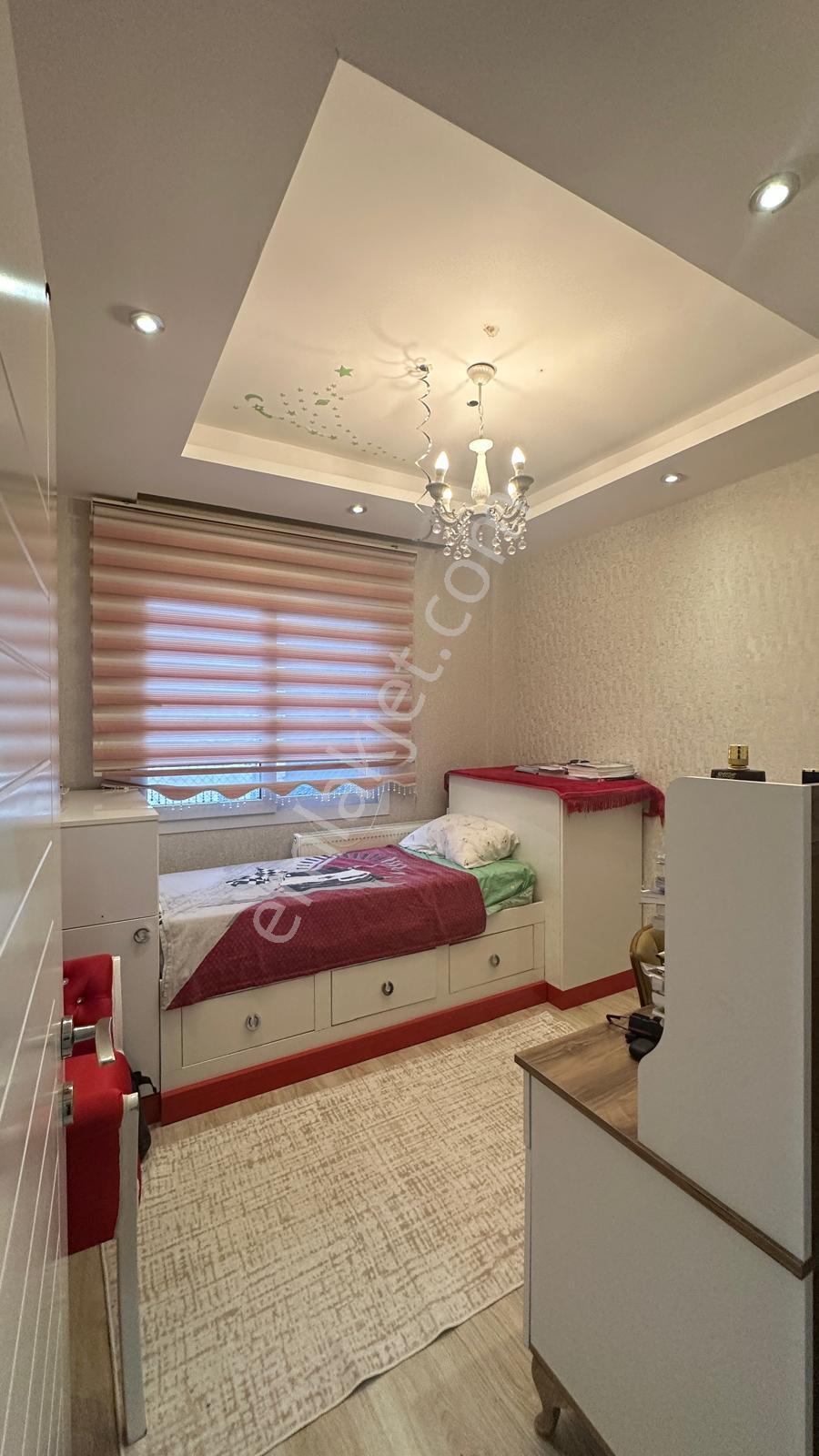 Mezitli'de Satılık 4+1 Lüks Daire, 200m², Havuzlu Site - Görsel 15