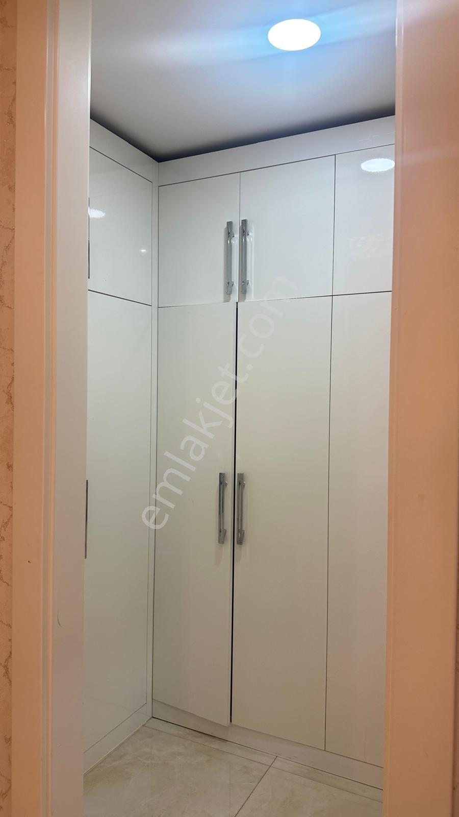Mezitli'de Satılık 4+1 Lüks Daire, 200m², Havuzlu Site - Görsel 14