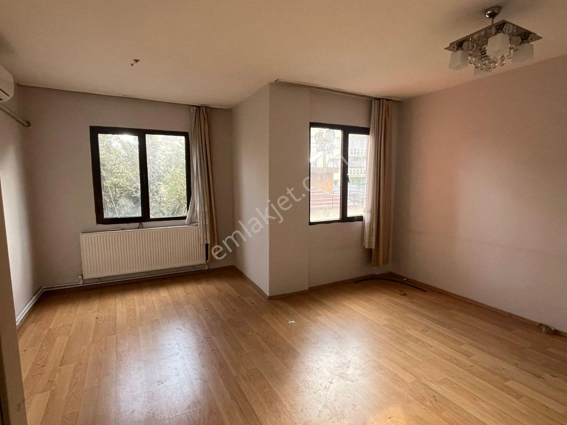 Konak Zafertepe Mah.de İzmirpark Avm Yürüme Mesafesinde 2+1 85m2 Dgazlı Ayrı Mutfak Kiralık Daire - Görsel 4