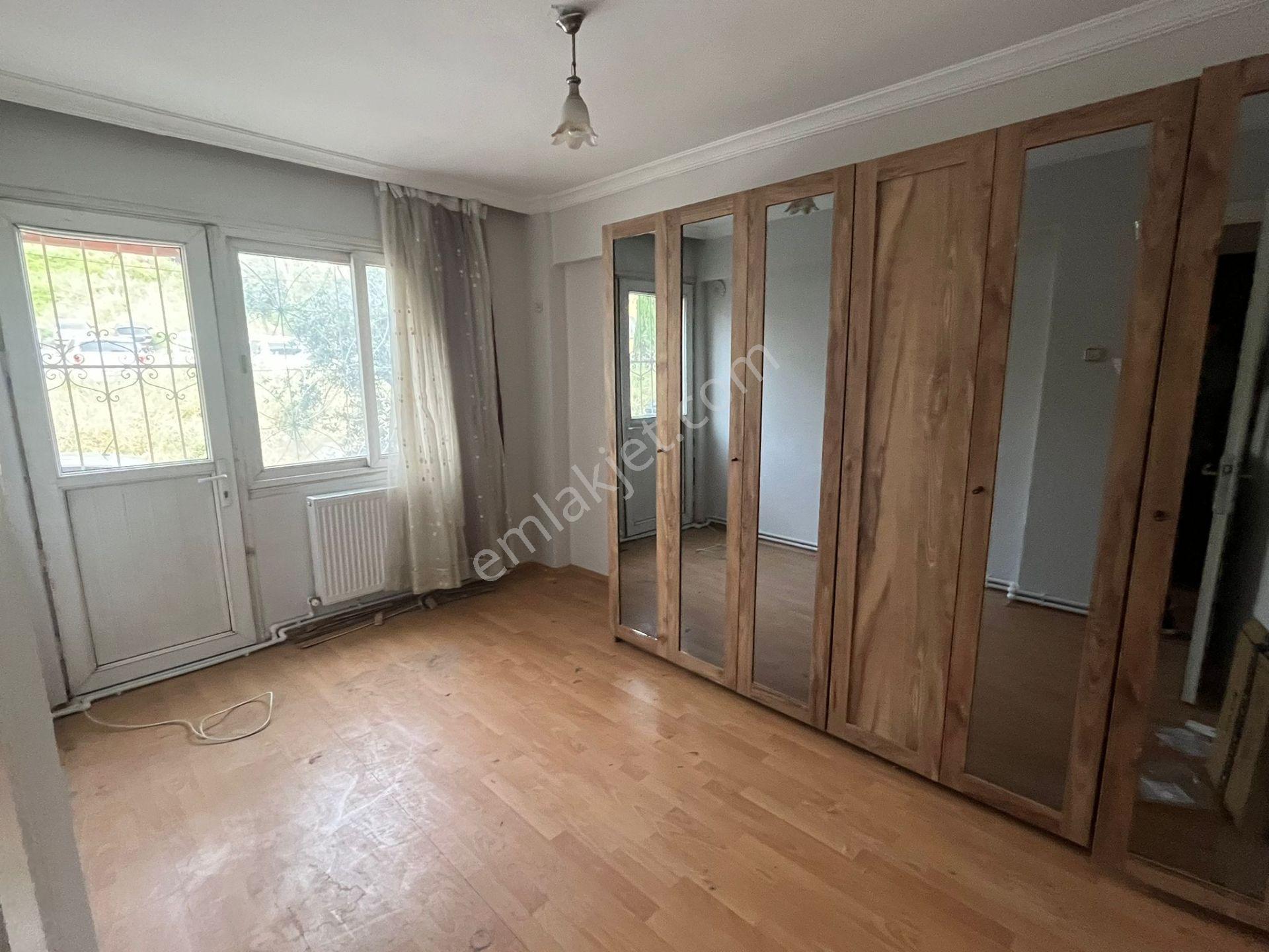Konak Zafertepe Mah.de İzmirpark Avm Yürüme Mesafesinde 2+1 85m2 Dgazlı Ayrı Mutfak Kiralık Daire - Görsel 12