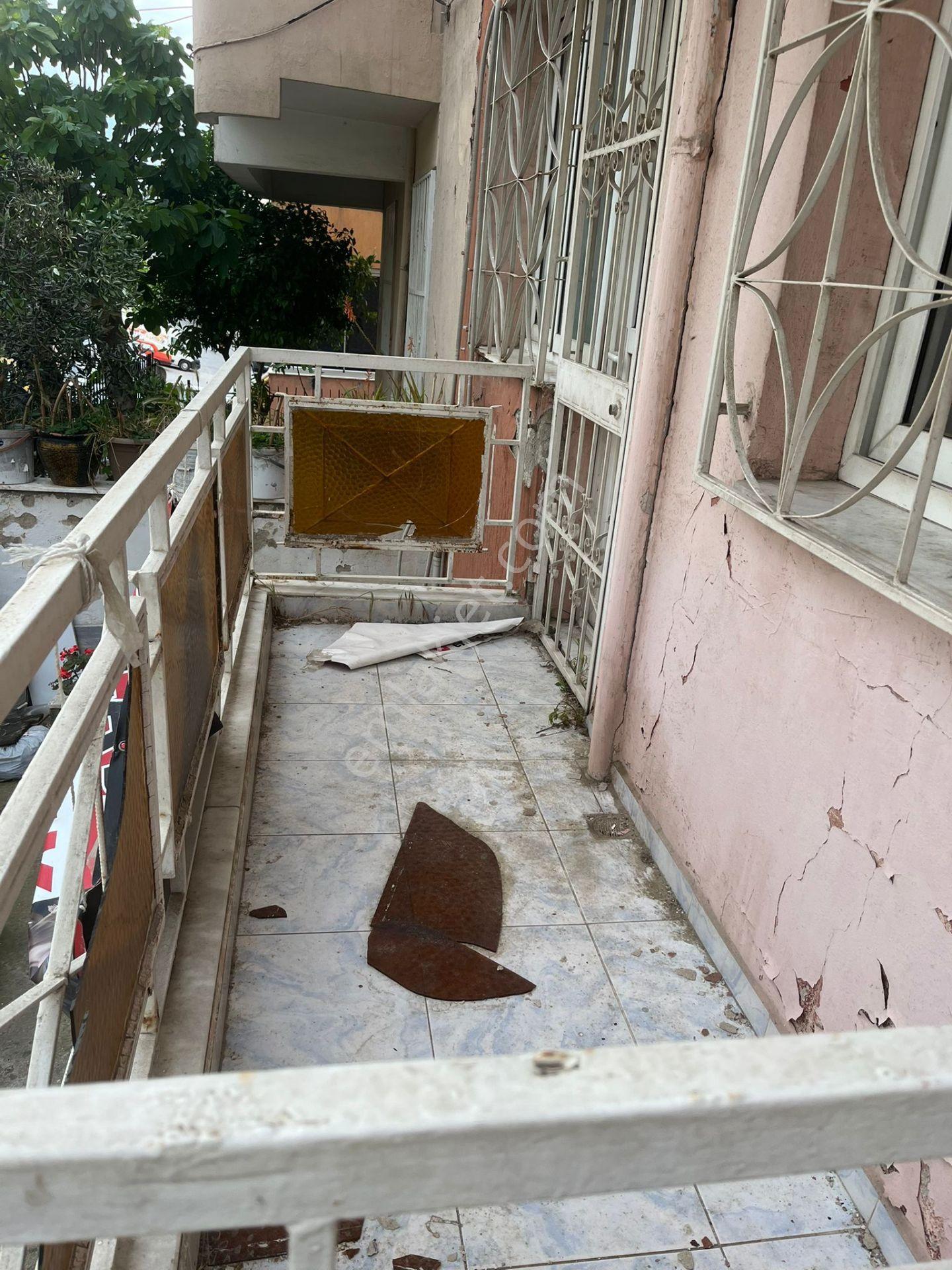 Konak Zafertepe Mah.de İzmirpark Avm Yürüme Mesafesinde 2+1 85m2 Dgazlı Ayrı Mutfak Kiralık Daire - Görsel 34