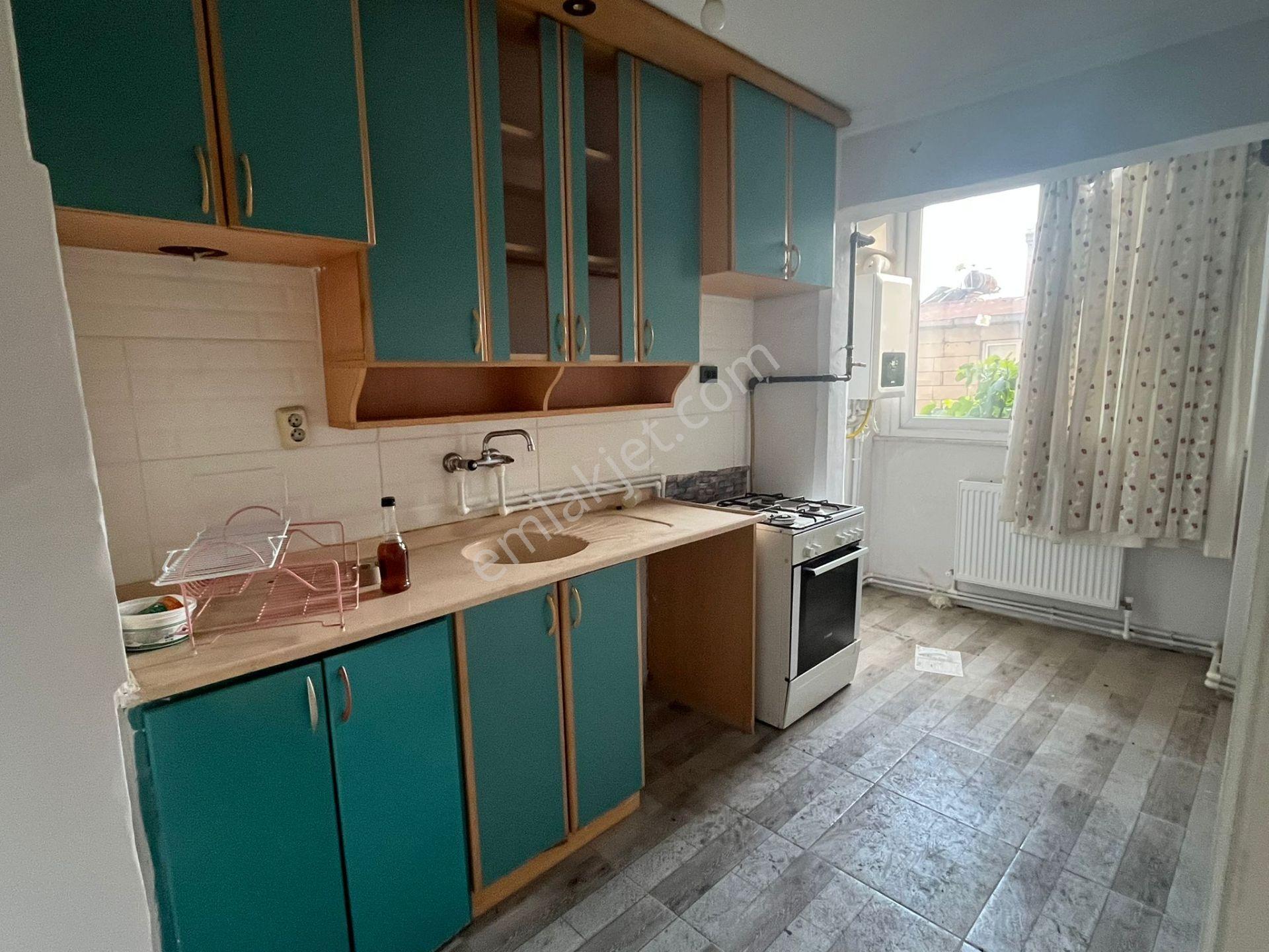Konak Zafertepe Mah.de İzmirpark Avm Yürüme Mesafesinde 2+1 85m2 Dgazlı Ayrı Mutfak Kiralık Daire - Görsel 21