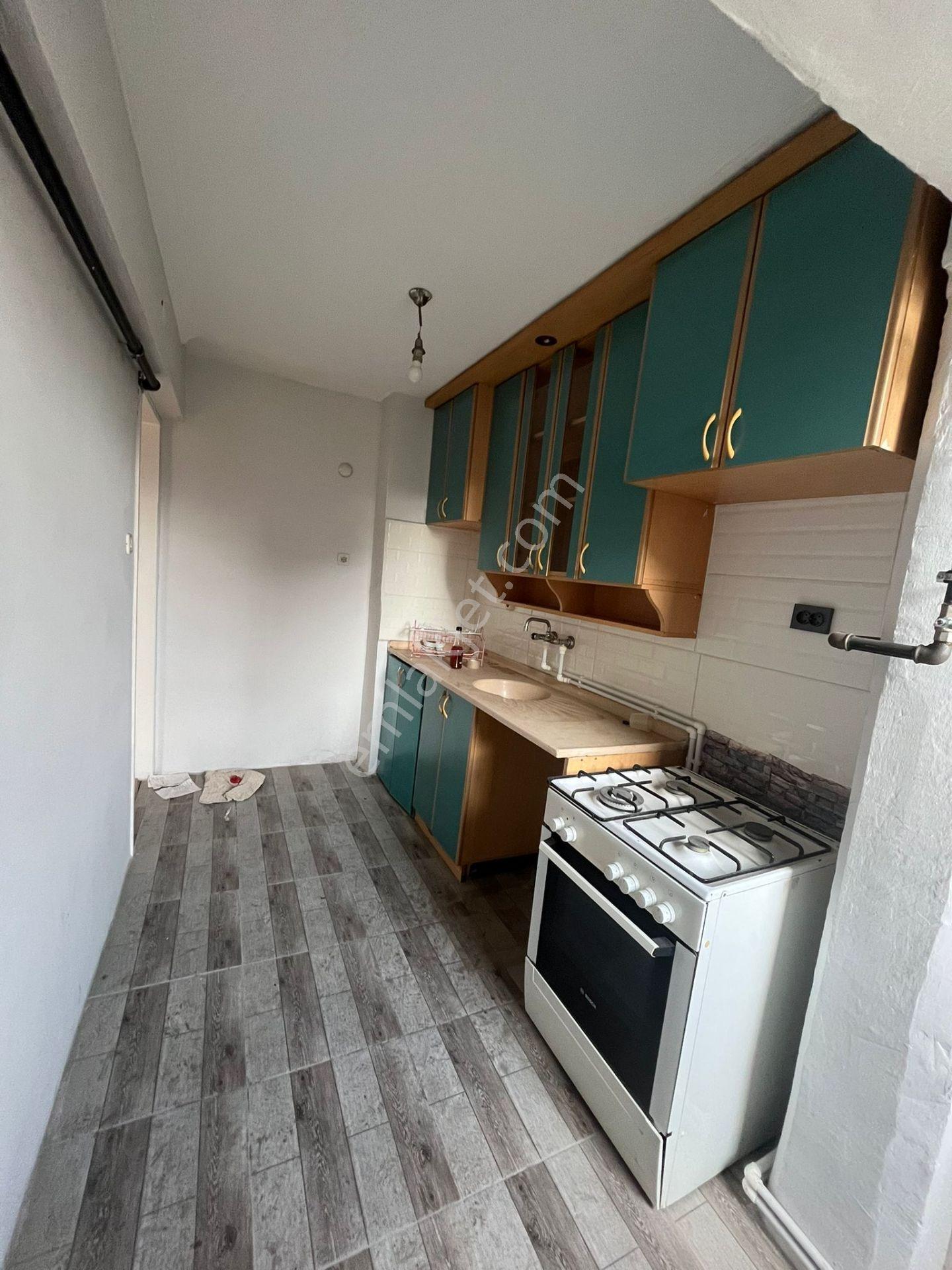 Konak Zafertepe Mah.de İzmirpark Avm Yürüme Mesafesinde 2+1 85m2 Dgazlı Ayrı Mutfak Kiralık Daire - Görsel 20