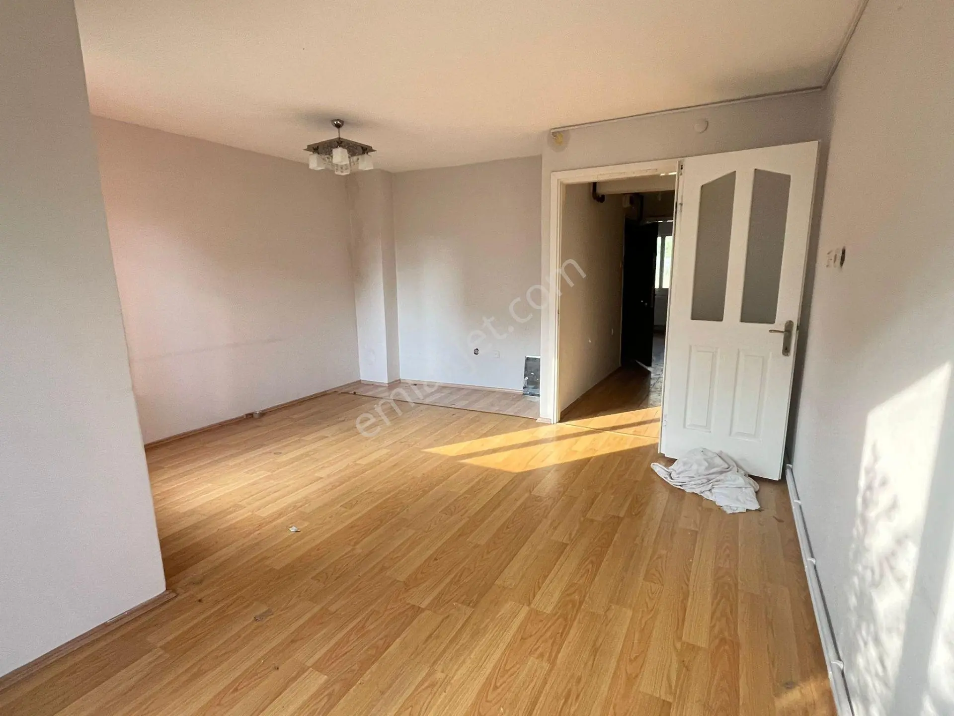 Konak Zafertepe Mah.de İzmirpark Avm Yürüme Mesafesinde 2+1 85m2 Dgazlı Ayrı Mutfak Kiralık Daire - Görsel 2