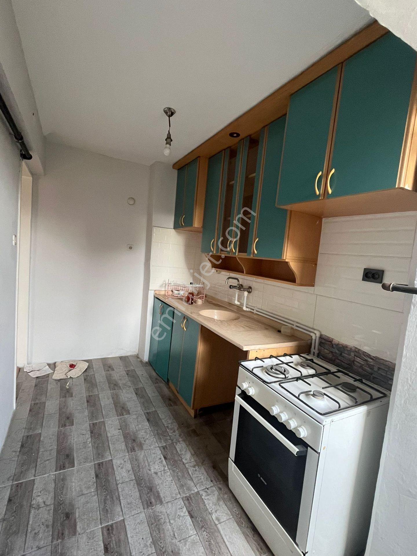 Konak Zafertepe Mah.de İzmirpark Avm Yürüme Mesafesinde 2+1 85m2 Dgazlı Ayrı Mutfak Kiralık Daire - Görsel 22
