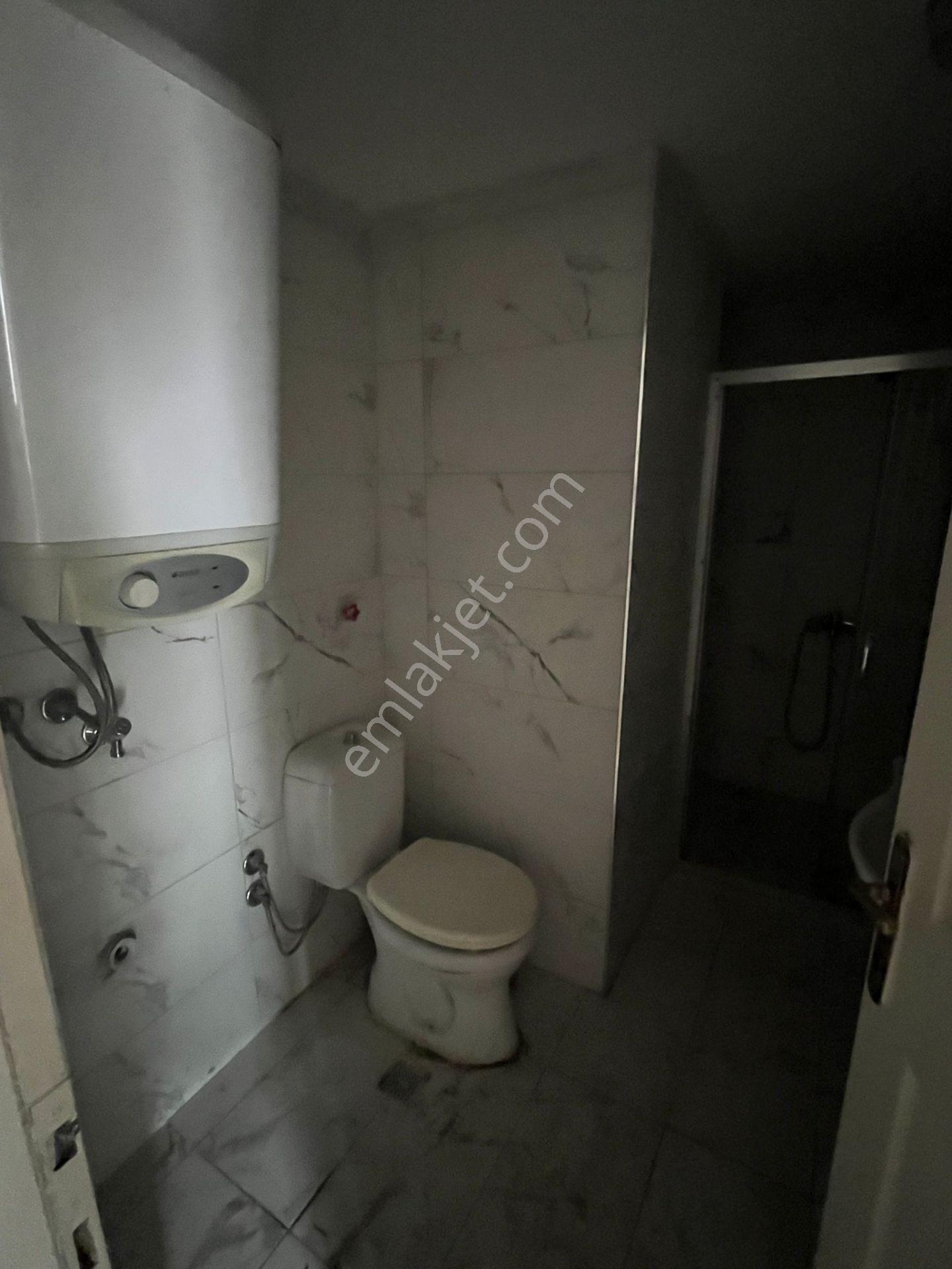 Konak Zafertepe Mah.de İzmirpark Avm Yürüme Mesafesinde 2+1 85m2 Dgazlı Ayrı Mutfak Kiralık Daire - Görsel 26