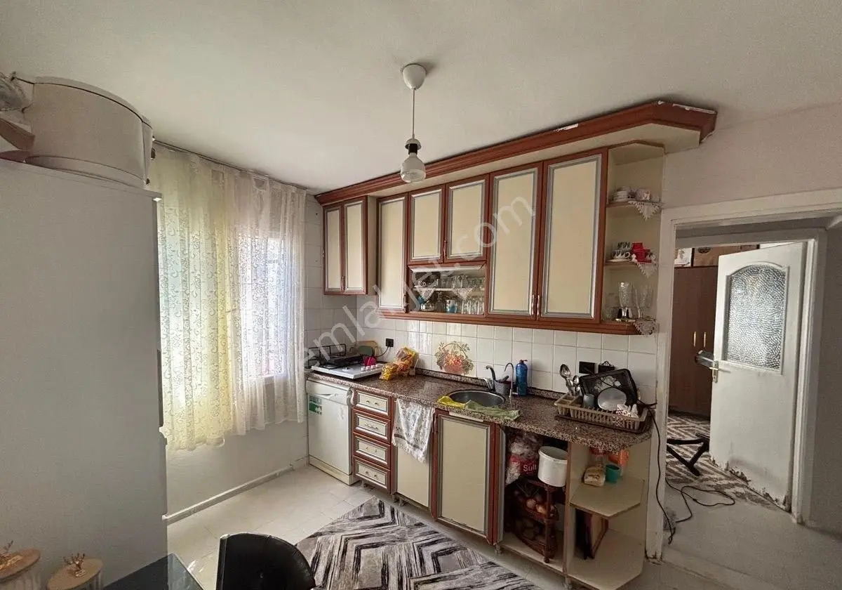 Buca Fırat Mh De İzban Yakını Arakat 3+1 Satılık Daire - Görsel 2