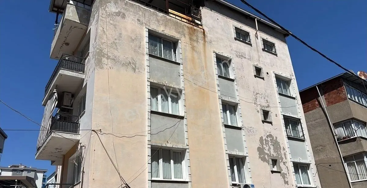 Buca Fırat Mh De İzban Yakını Arakat 3+1 Satılık Daire - Görsel 3