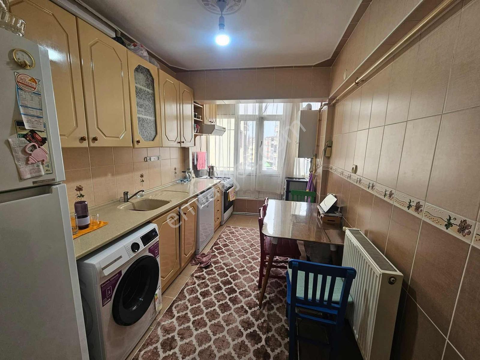 Reşadiye Mahallesinde Güvenç Taksi Civarı Satılık 3+1 Daire - Görsel 9