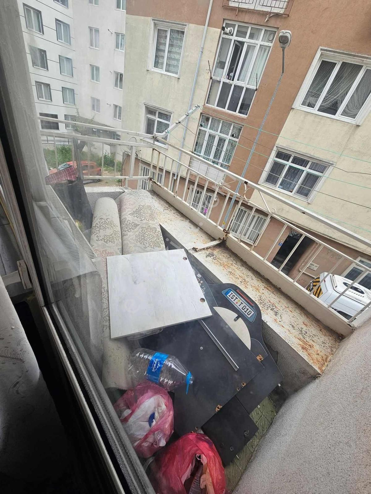 Reşadiye Mahallesinde Güvenç Taksi Civarı Satılık 3+1 Daire - Görsel 12