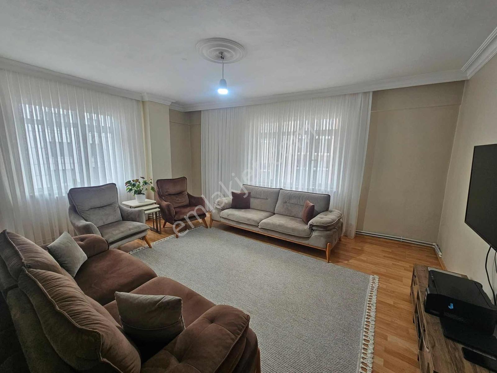 Reşadiye Mahallesinde Güvenç Taksi Civarı Satılık 3+1 Daire - Görsel 10