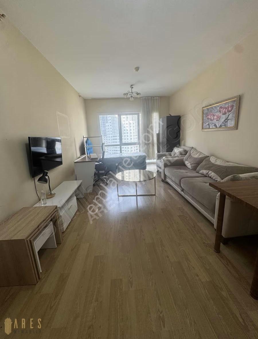 Ares Ten Metrobüse 8 Dk Kiralık Eşyalı Daire