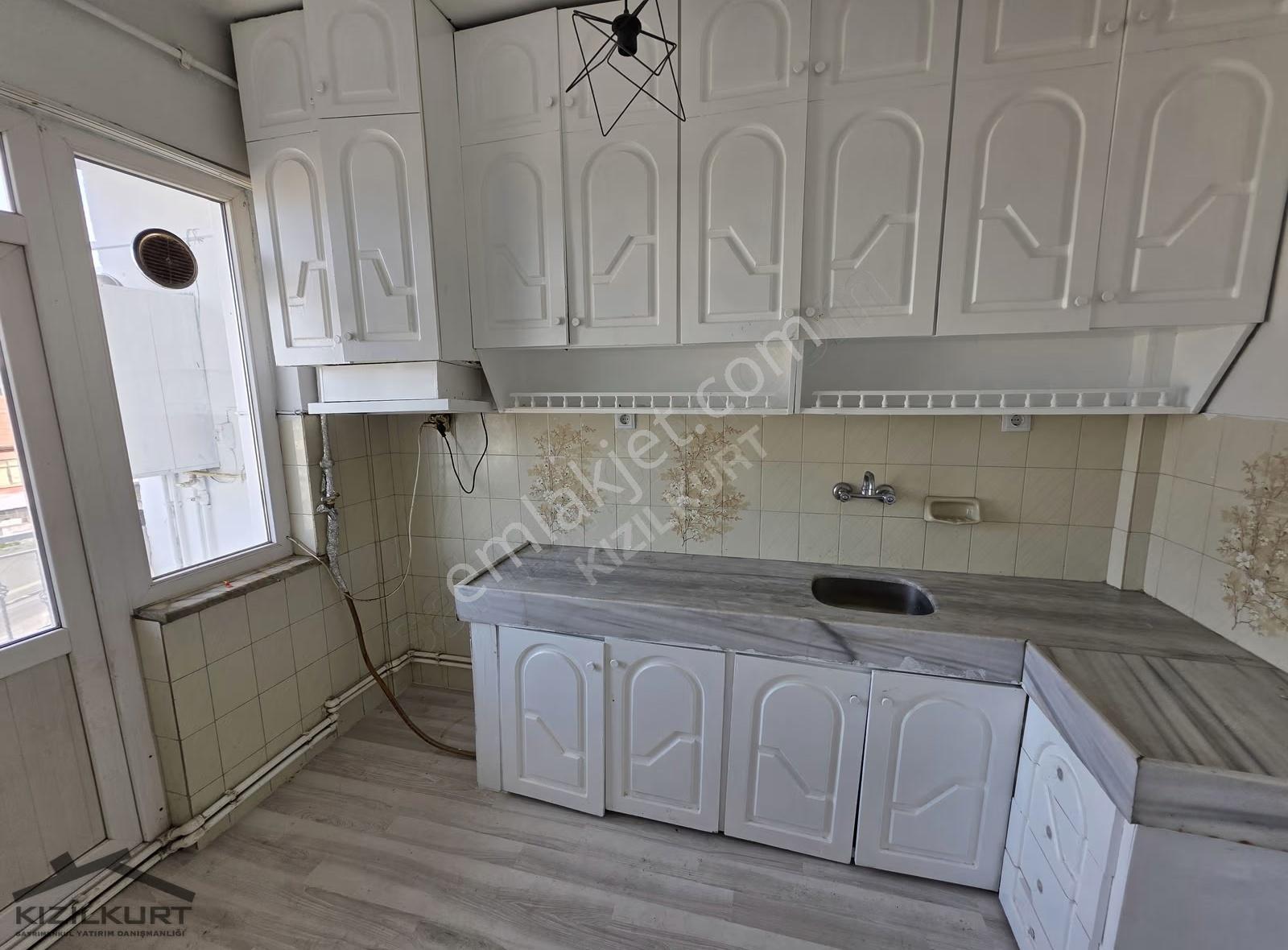 Kızılkurt Gayrimenkul'dan Ortayol'da Ara Kat 3+1 Kiralık Daire - Görsel 10