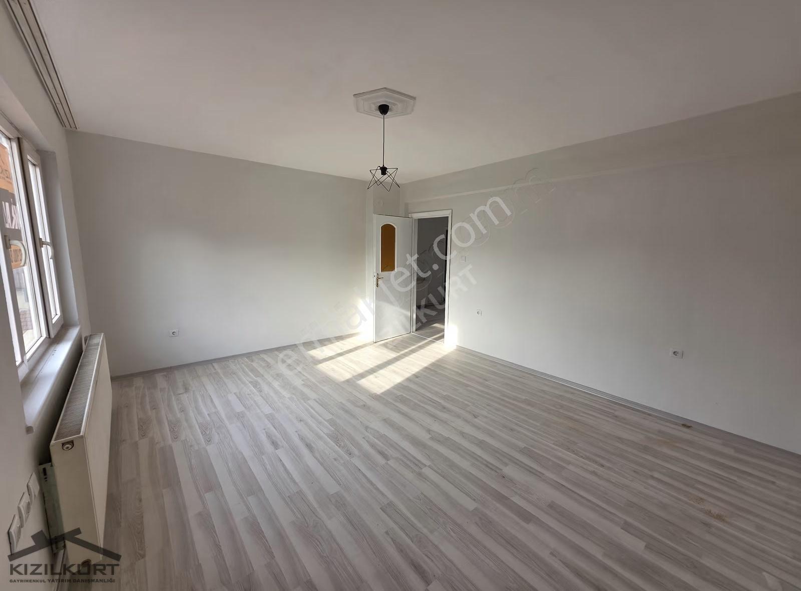 Kızılkurt Gayrimenkul'dan Ortayol'da Ara Kat 3+1 Kiralık Daire - Görsel 27