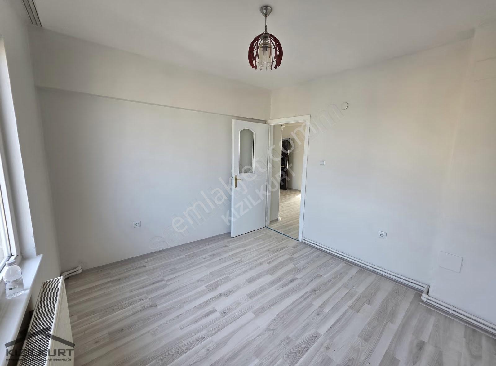 Kızılkurt Gayrimenkul'dan Ortayol'da Ara Kat 3+1 Kiralık Daire - Görsel 21