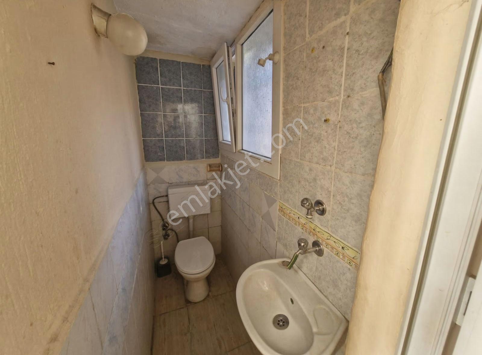 Güngör Mahallesinde Müstakil Kiralık Ev - Görsel 11